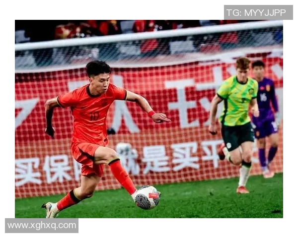 王钰栋精彩助攻展现团队合作精神助力队友取得胜利